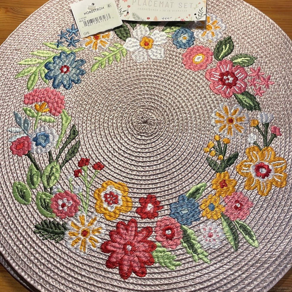 Nordstrom 4 Piece Floral Placement Set NWT - Picture 5 of 6